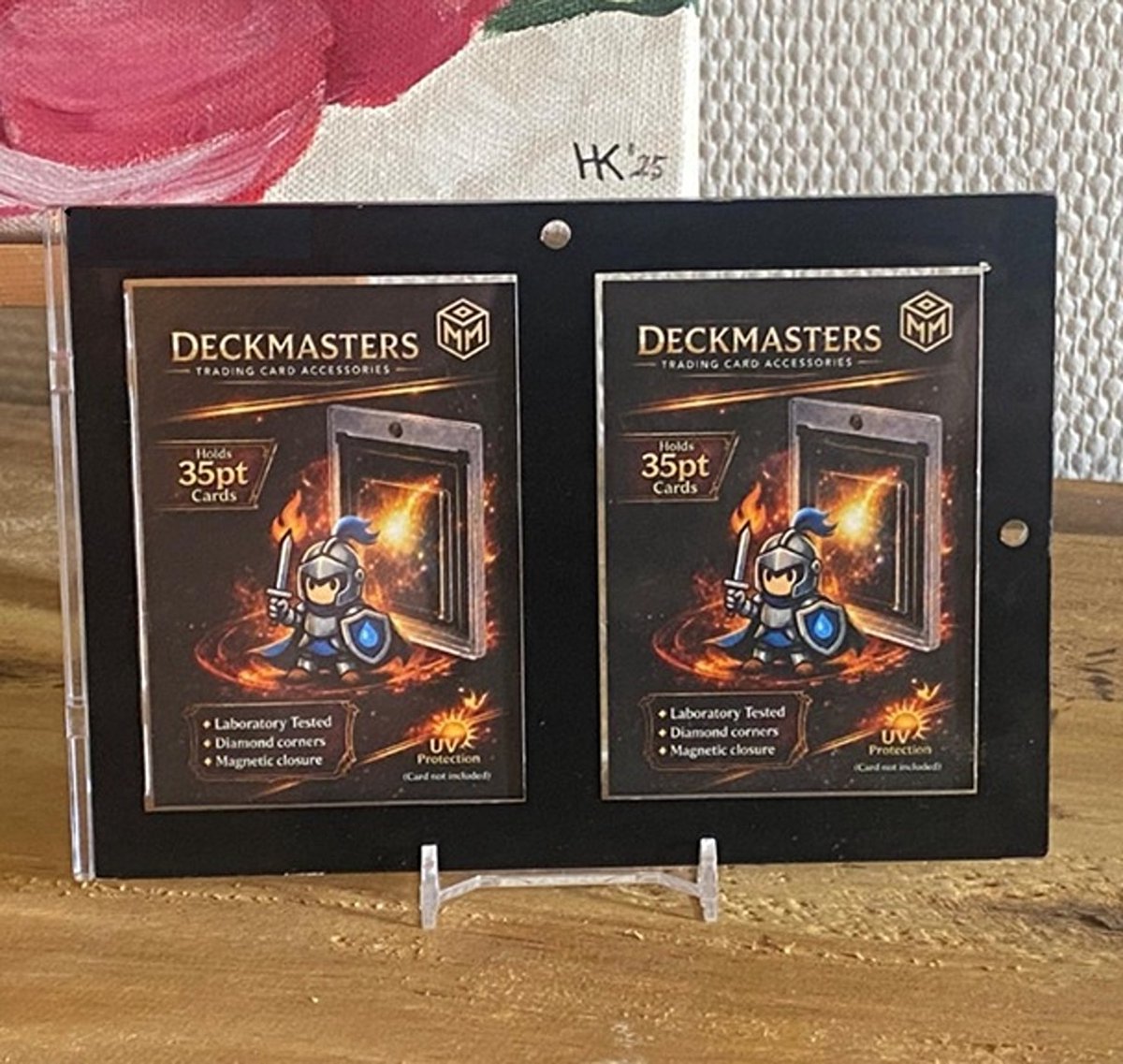 2 Card Display met Zwarte Rand – Magnetische Kaarthouder voor Verzamelkaarten - Geschikt voor standaard TCG kaarten - duo frame - Zwarte omlijsting - Magnetic card holder - Display frame met acryl standaard