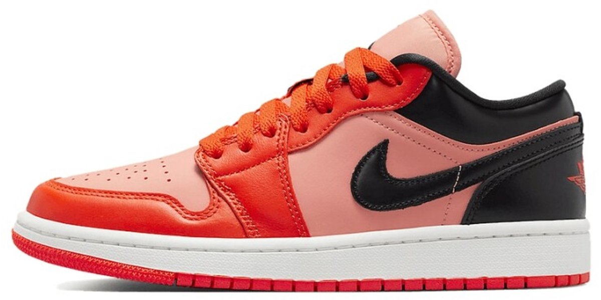 Jordan 1 Low Orange Black (Women's) - Maat 42.5