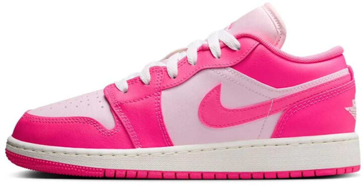 Air Jordan 1 Low - Sneakers - Maat 38