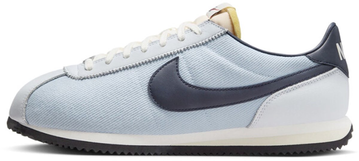 Nike Cortez Light Armory Sneakers Unisex 400 Blauw