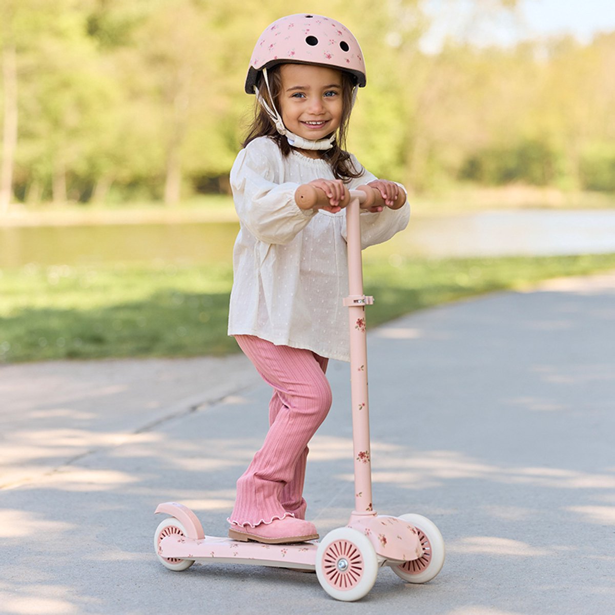 Little Dutch Kinderstep - Step met 3 wielen - Roze thumbnail 4