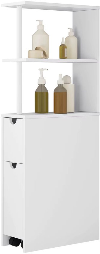 Smalle witte opbergkast met twee lades en open vakken, gevuld met toiletartikelen.