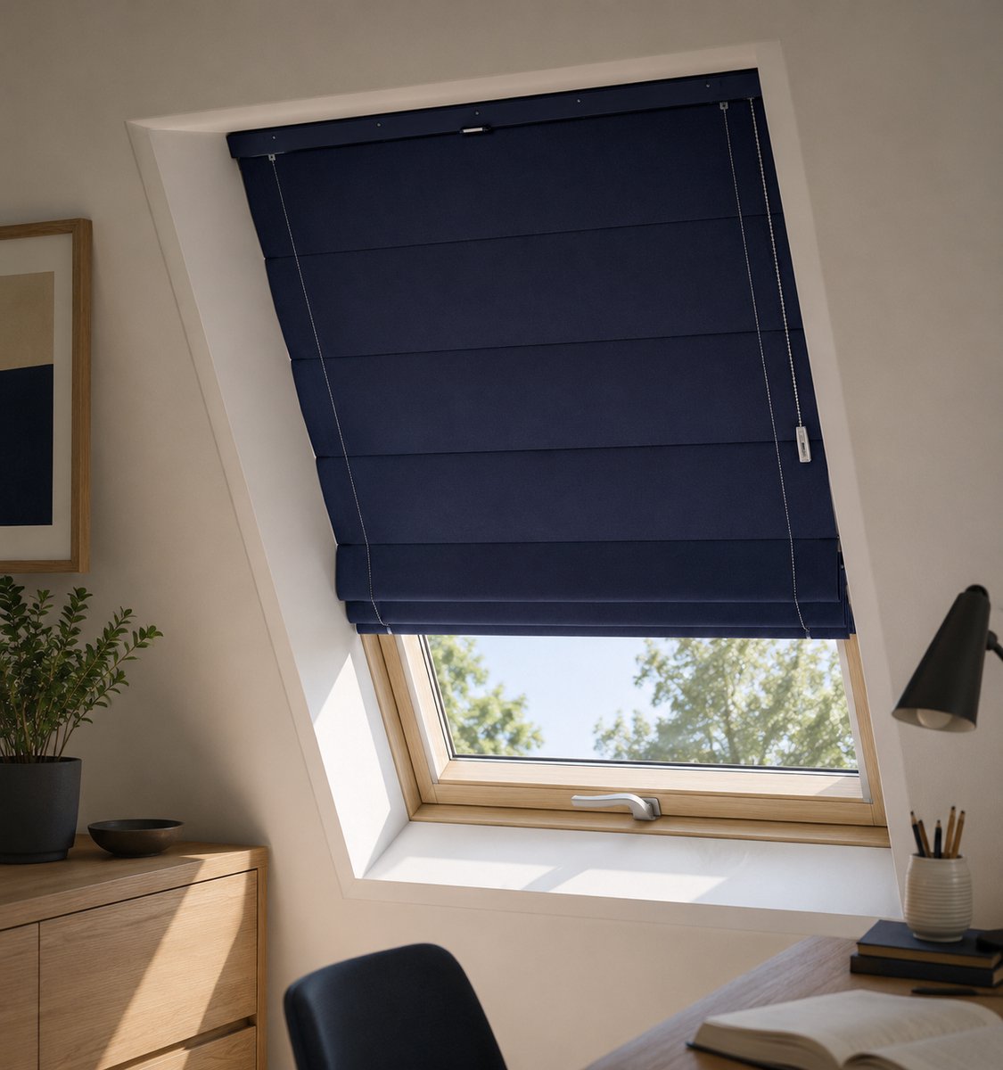 Dakraam Vouwgordijn Verduisterend 117x116 cm – Madecostore – Geschikt voor Velux GGL/GHL/GFL – Donker blauw – foto 2