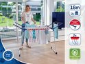 Étendard pliable avec cadre bleu et lignes blanches, détaillé avec du linge. Icônes "Made in EU" et "18m de longueur de séchage".