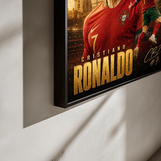 Poster Cristiano Ronaldo - Posters de Football - Sport - Coupe du Monde 2026 - Portugal - CR7 - Attaquant - Décoration Murale Salon - Papier 180 grammes - XS7404WV - Format 30 x 40cm