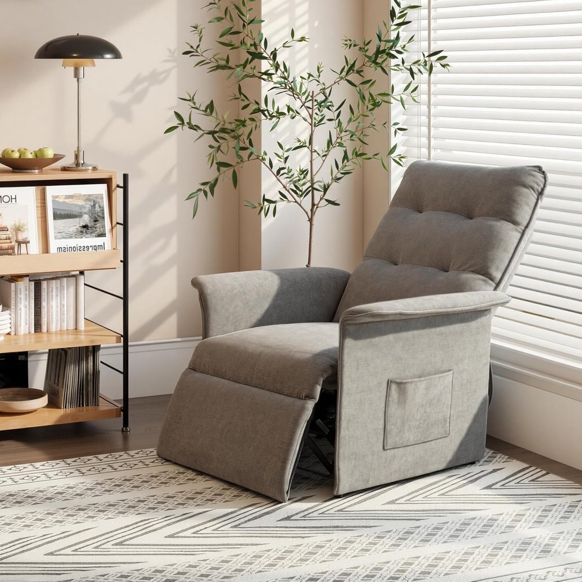Elektrische ComfortMotion Luxe Relaxfauteuil met Verstelbare Rugleuning 105°–155° & Voetensteun – Ergonomische TV Stoel in Lichtgrijs 81×57×102 cm