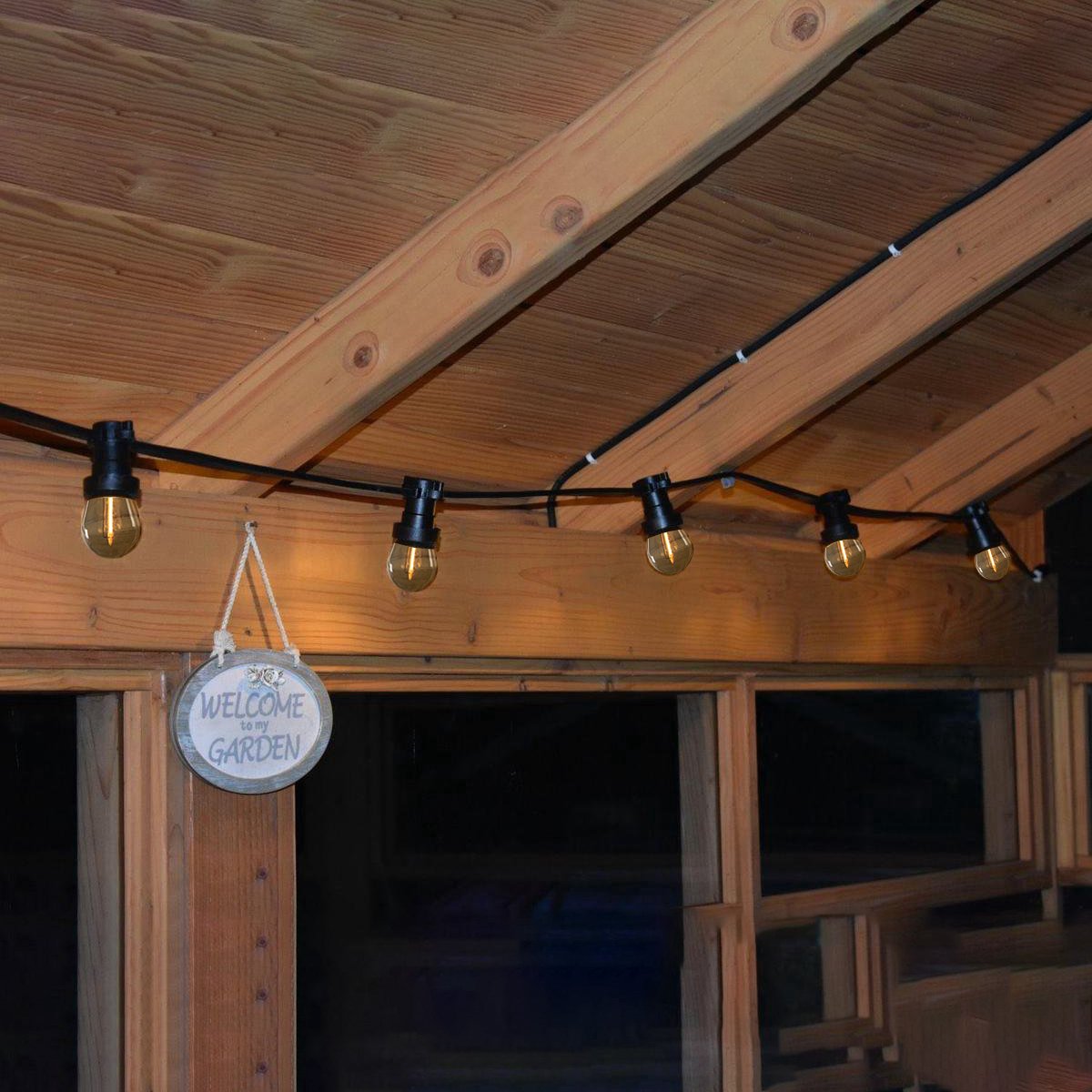 40m Arena platte LED Prikkabel - IP65 Lichtsnoer Buiten - koppelbaar - inclusief 40x E27 lampen - Incl. Stekker