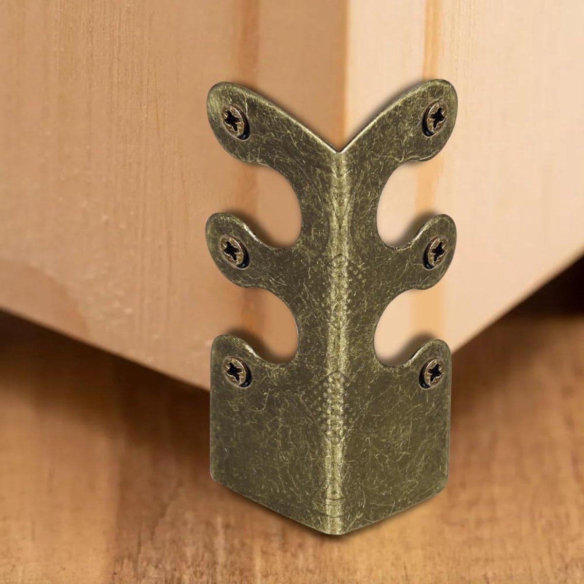 VHV - Hoekbeschermer - Plint hoekbeschermer - Hoekbescherming meubels - Metalen hoekbeschermer - Set van 10 - Vintage - Inclusief schroeven - Voor muren, plinten en bureau - Brons – foto 6