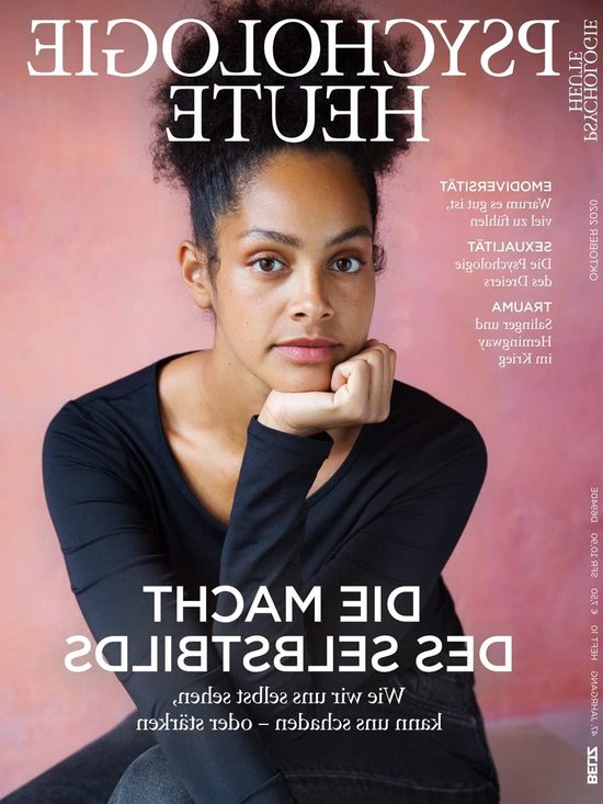 Vrouw met donker haar, staand, met haar kin op haar hand. Ze draagt een zwarte coltrui. Titel: PSYCHOLOGIE HEUTE.
