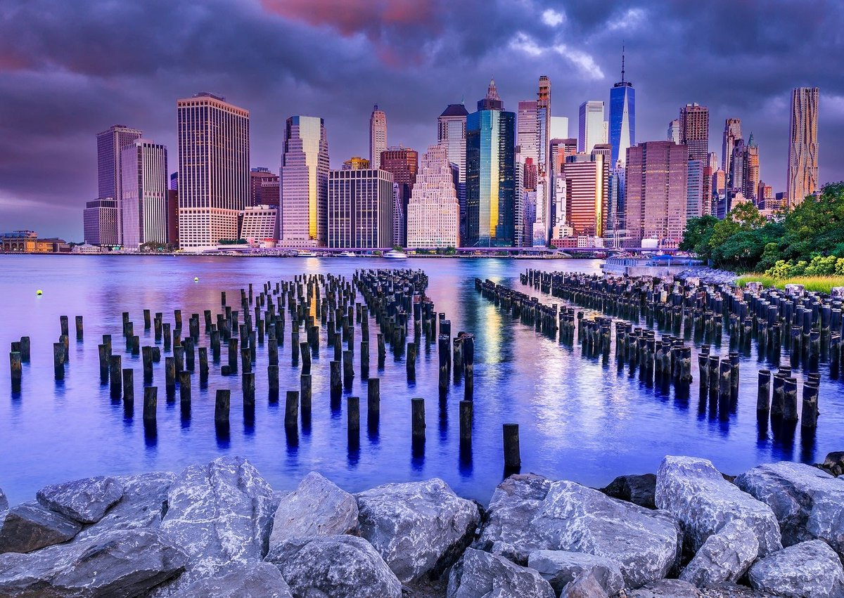 Enjoy Puzzle legpuzzel Cloudy Sky Manhattan New York 1000 stukjes.