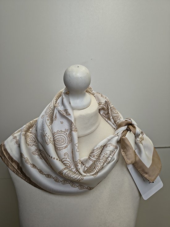 Vierkante dames sjaal Maartje-paisleymotief-bruin wit-70x70-neksjaal-halssjaal