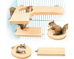 5-delige set bestaande uit een springplank voor hamsters, een platform voor eekhoorns en chinchilla's, een snoepglijder voor eekhoorns en een houten steunplank voor kleine dieren (links).