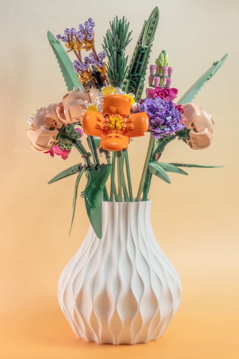 Vaas Future - met bloemen houder geschikt voor Botanical bloemen - Wit - Maerc Design