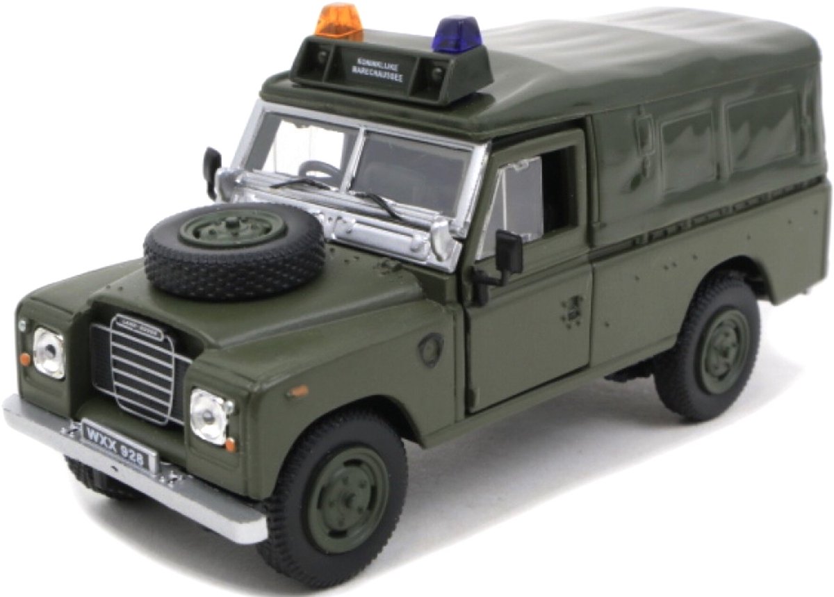 Land Rover Series III 109 Softtop Militair voertuig Groen 1:43 Cararama