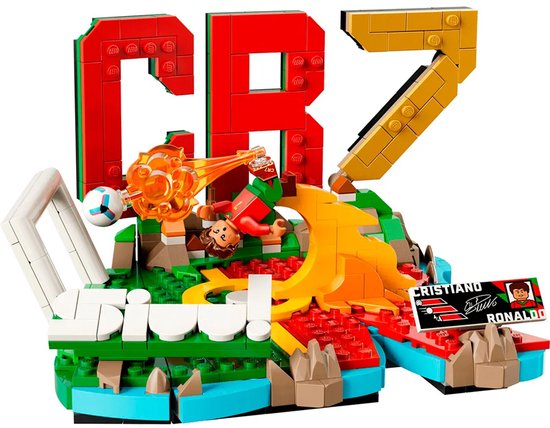 LEGO Editions - Cristiano Ronaldo - Temps forts du football CR 7 Ensemble de construction de football pour enfants - 43012