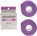 Twee rollen paarse Skinestics kinesiotape en de bijbehorende verpakking.