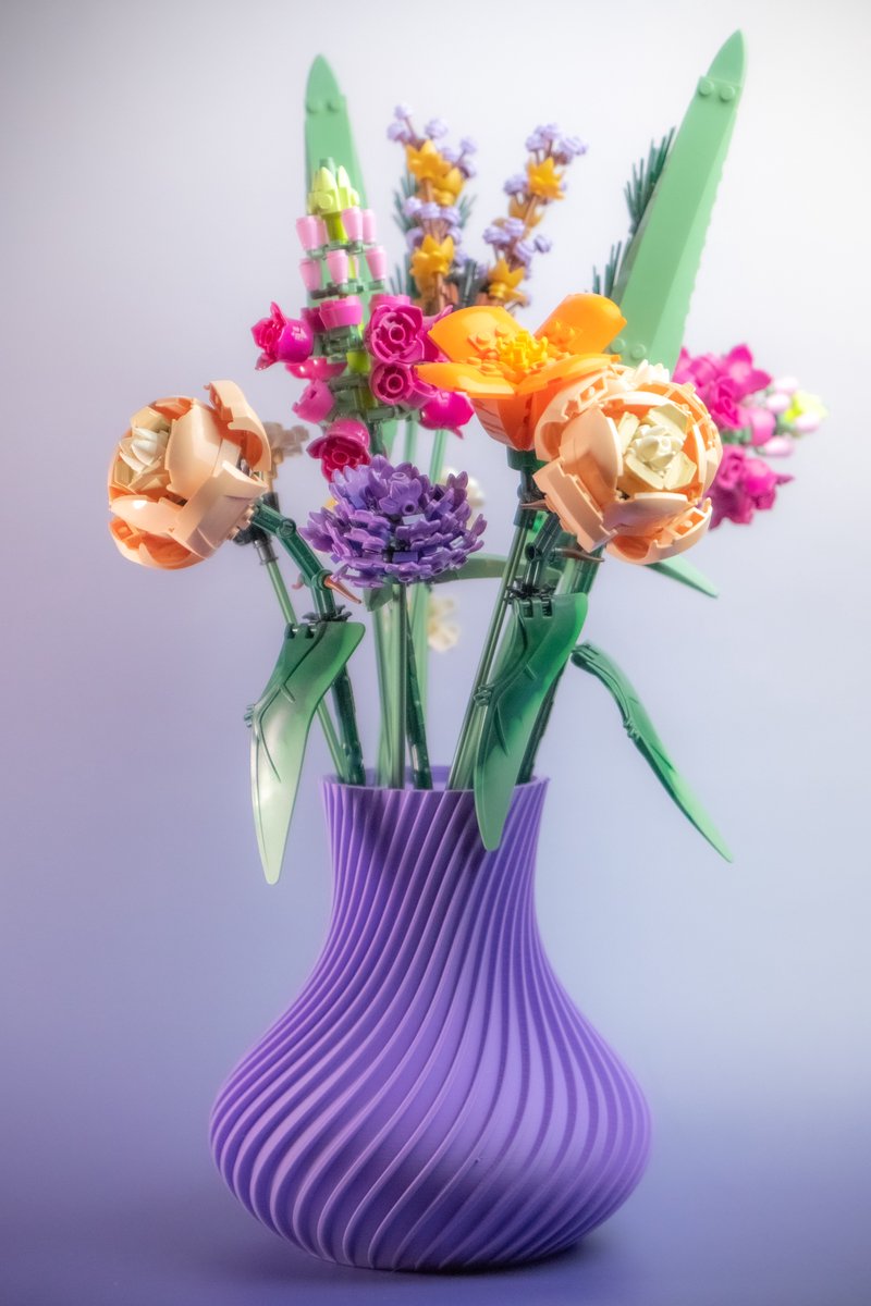 Vaas met bloemen houder geschikt voor botanical bloemen - Paars - Maerc Design