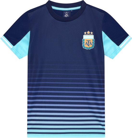 Donkerblauw voetbalshirt met AFA-logo. Horizontale strepen in gradiënt van lichtblauw naar paars op de voorkant.