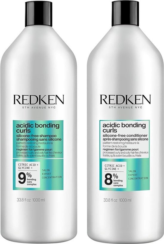Deux flacons blancs de shampooing et après-shampooing Redken Acidic Bonding Curls, 1000ml.