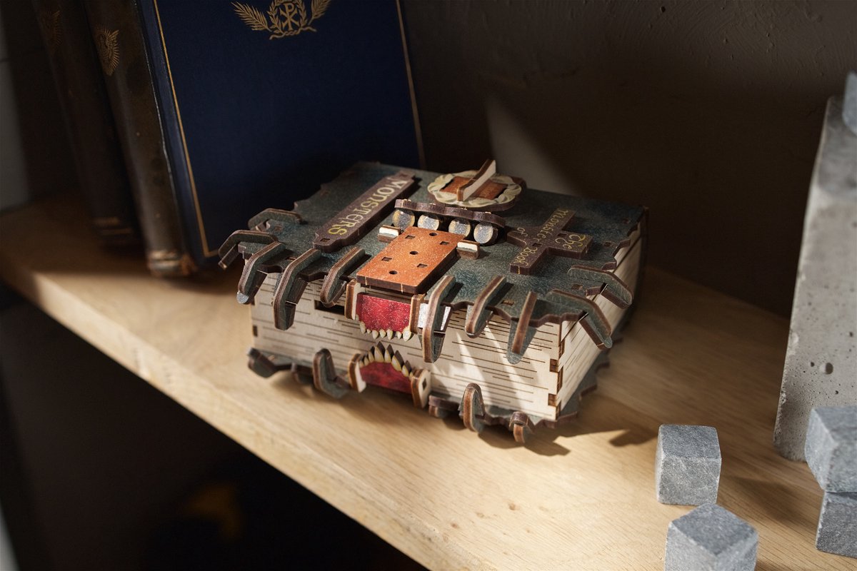 UGEARS 3D Modelbouw - The Monster Book Of Monsters™ - Harry Potter™ - Mechanisch Bouwpakket Hout - Educatief Speelgoed — afbeelding 13