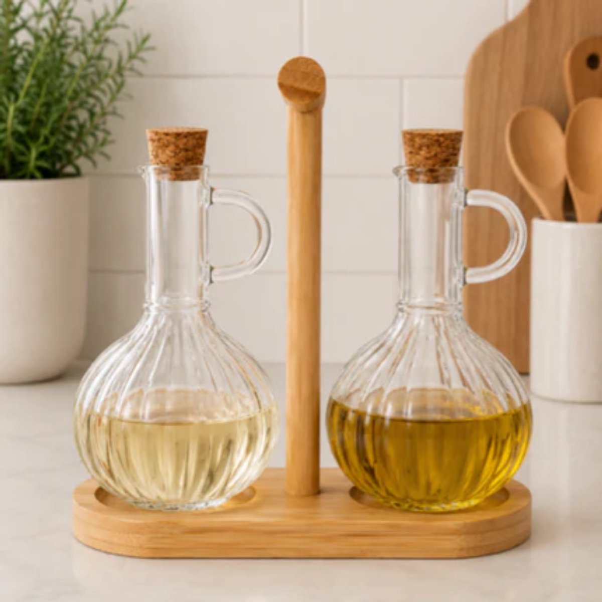 Homestar - Olijfolie fles - Glazen olie/azijn fles set met houten standaard- Fles voor Olijfolie - Olijfolie schenkkan - Zonnebloemolie - Azijn - Olijf olie