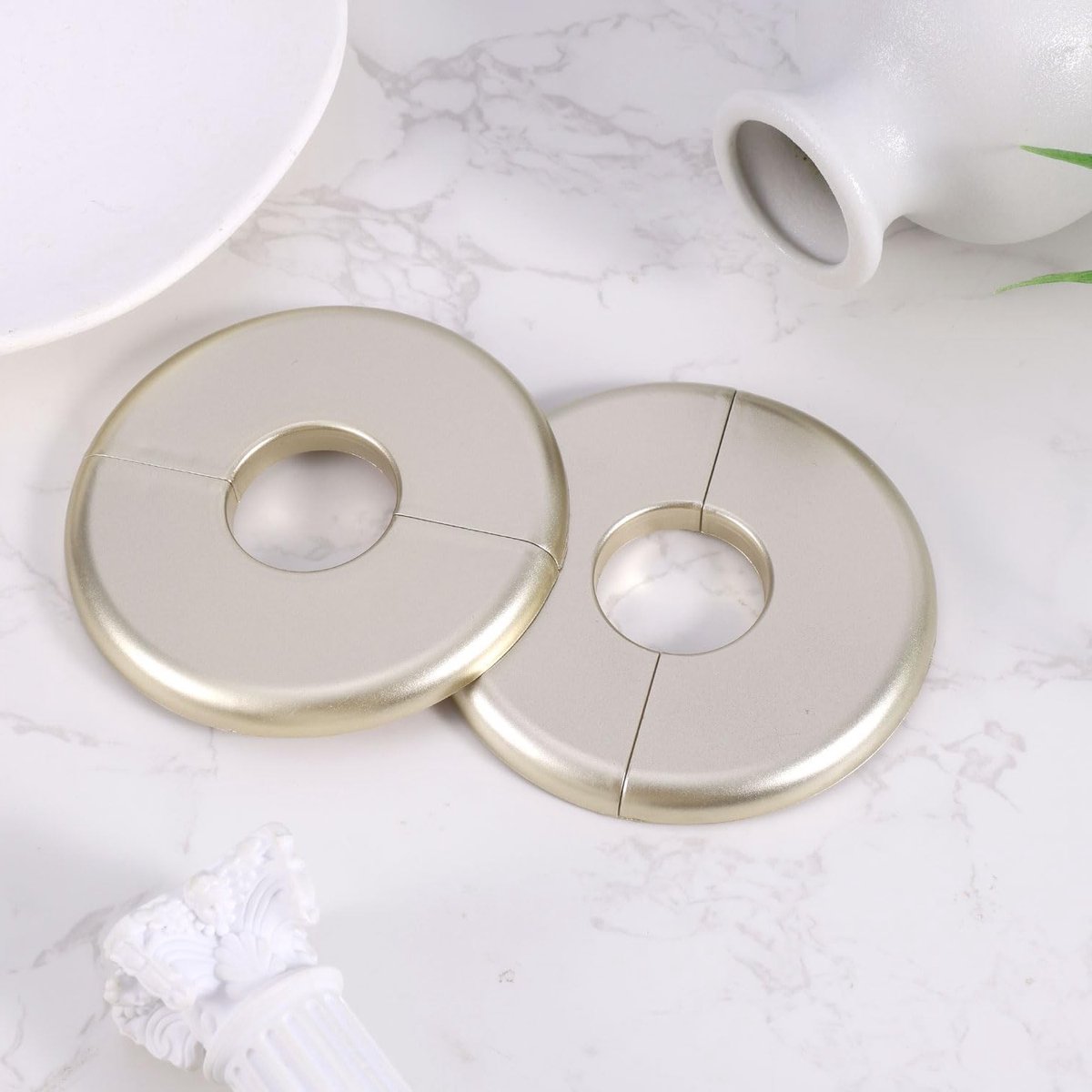 Set van 2 Zelfklevende Roestvrijstalen Wandflenzen voor 29mm Waterleidingen - Decoratieve Platen voor Keuken en Toilet, Eenvoudige Installatie en Modern Design