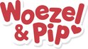Logo van Woezel & Pip in rode letters met een hartje.