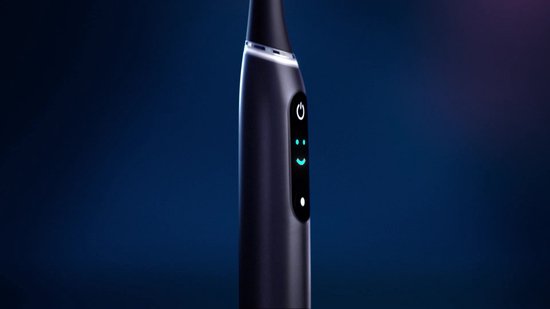 Oral-B iO 6S Elektrische Tandenborstel - Zwart - inclusief Reisetui, Opzetborstelhouder en extra Opzetborstel