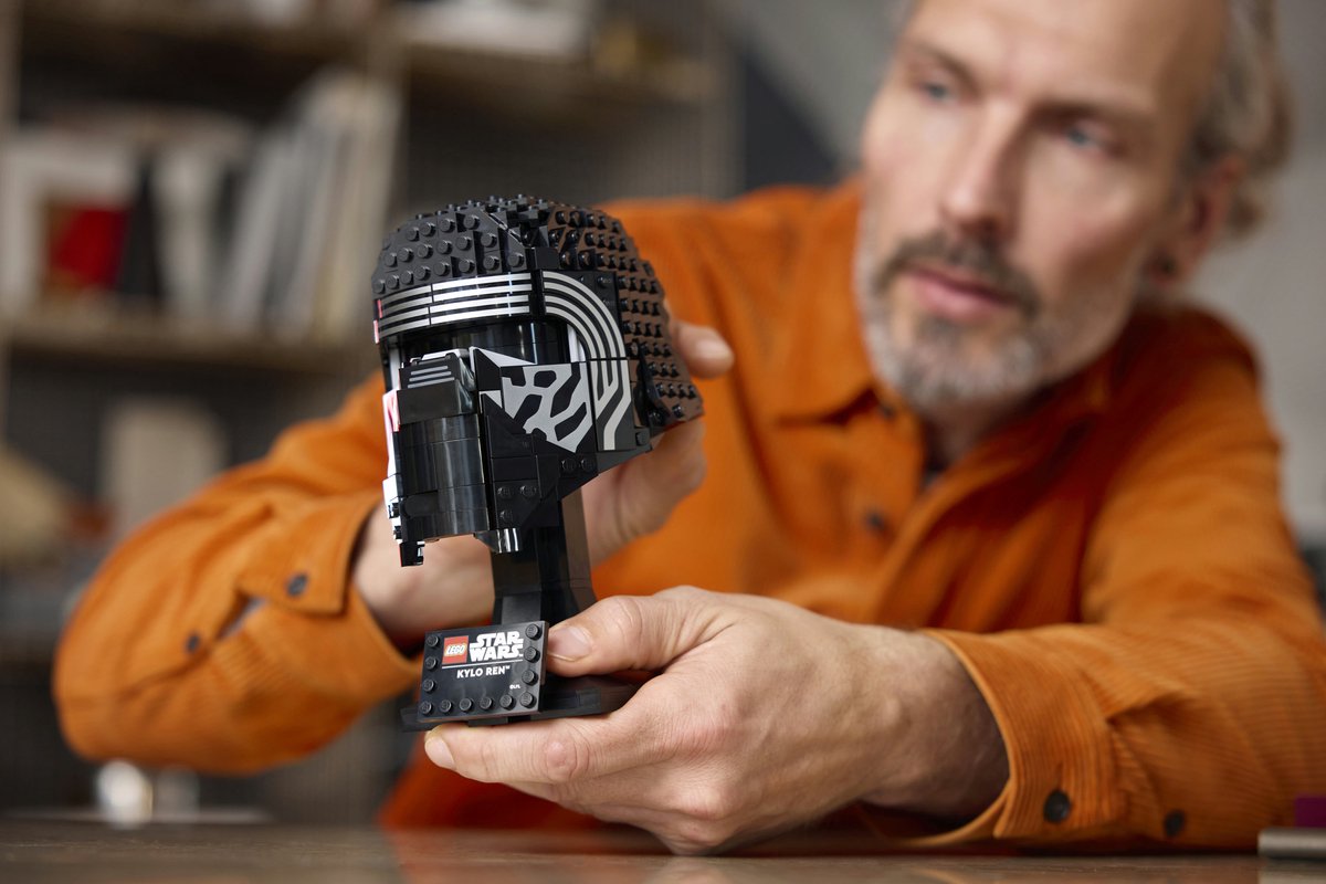 LEGO® Star Wars™ Kylo Ren™ Helm, Set voor Volwassenen - 75415 — afbeelding 13