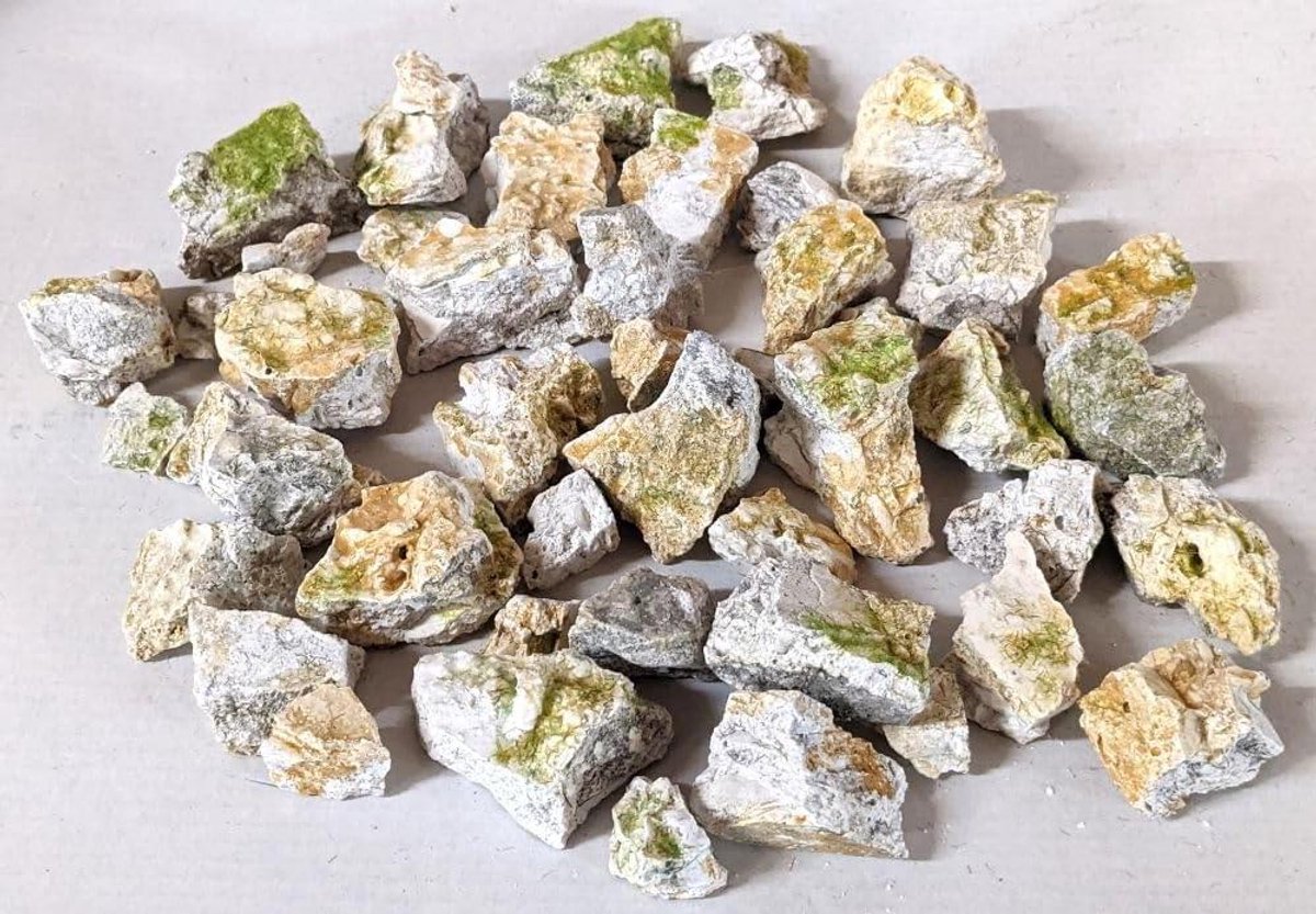 Rotsen voor landschap - Model rotsen - Diorama bouwen - Handgemaakt uniek product - 500 gram - Groen