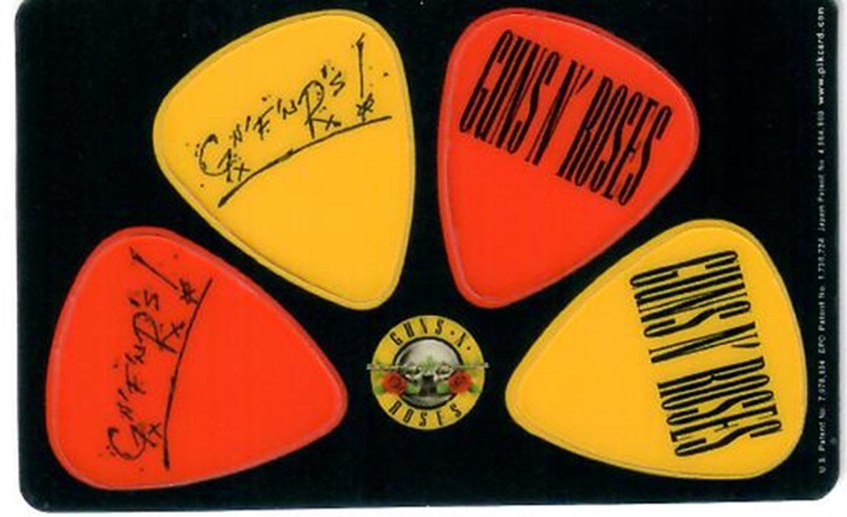 Guns N' Roses - Plectrum - Pikcard met 4 plectrums