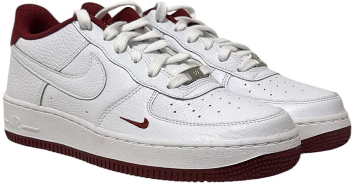 Nike Nike Air Force 1 LV8 3 Kinder Sneaker Rood