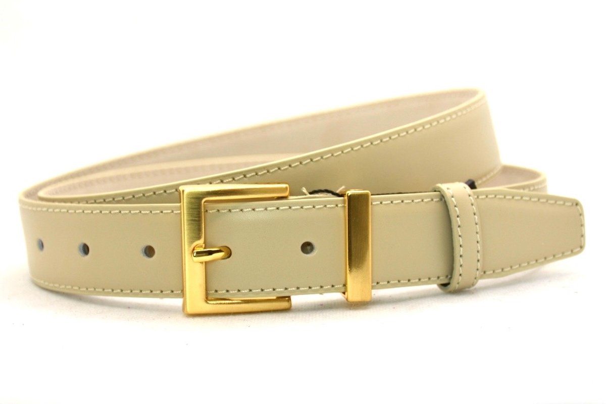 beige dames riem - gouden gesp - 3 cm breed - maat 115 totale lengte 130 cm