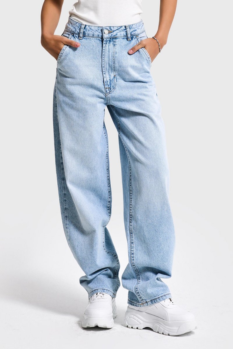 It's Basic - SKATER MID RISE JEANS - ICE