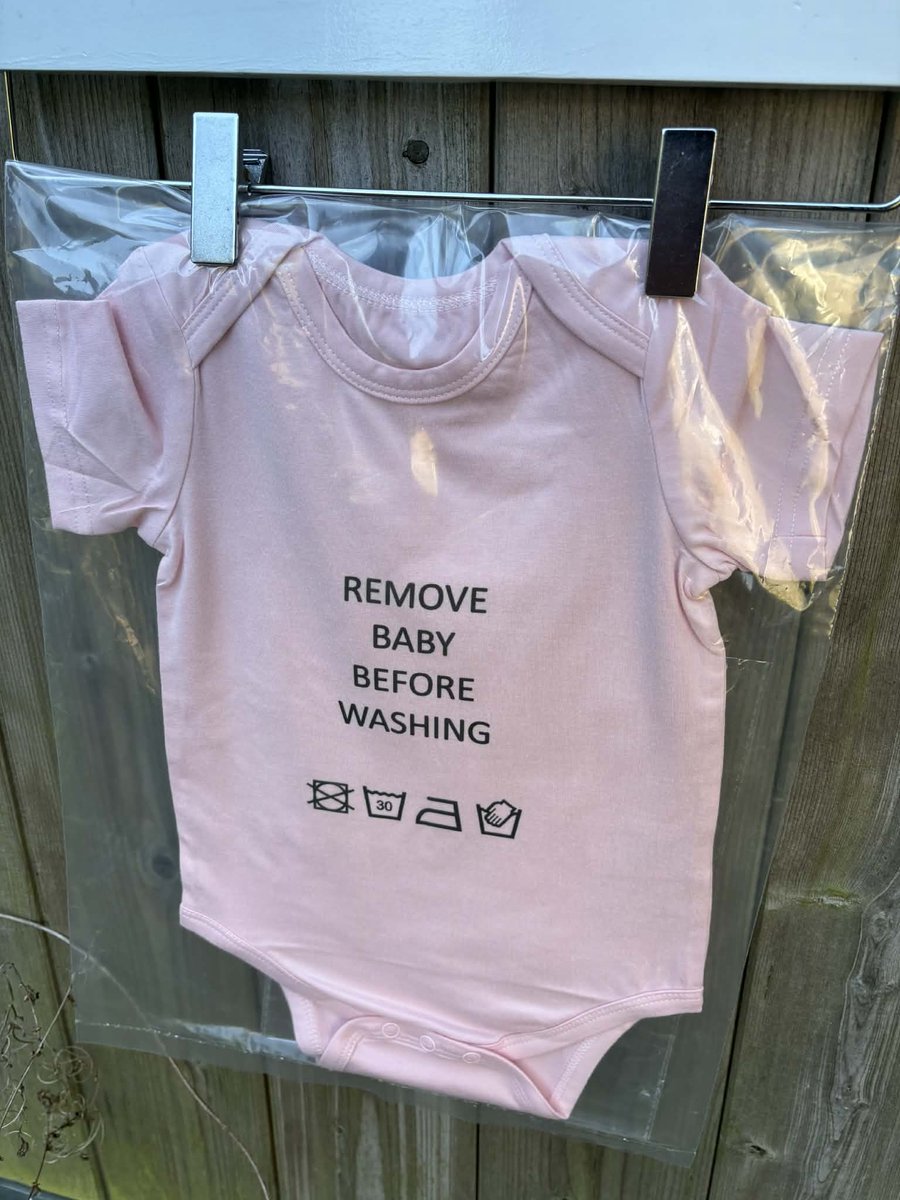 Baby romper roze met Tekst - Maat 9/12 maanden