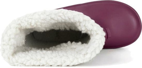 Paarse regenlaars met witte teddy voering, van bovenaf gezien.