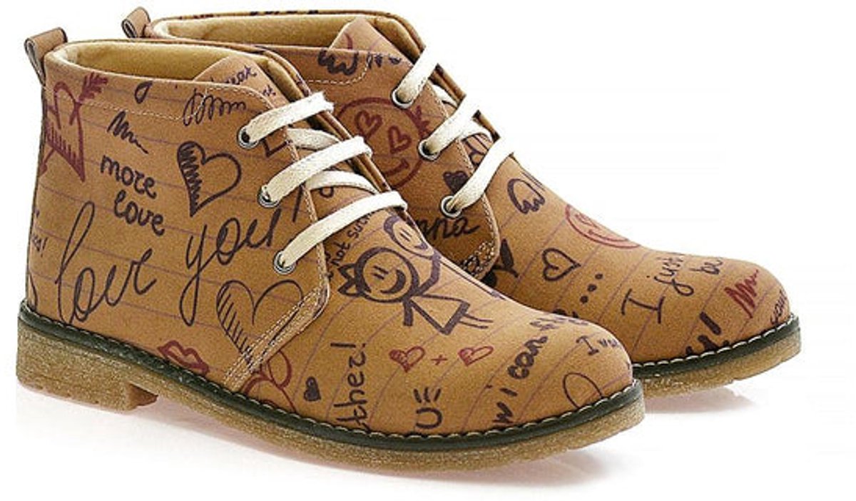 Goby Dames Veterboots – Love Tekst Print – Handgemaakt Vegan Leer – Comfortabele Damesboots – Maat 37
