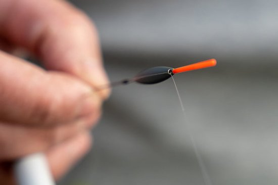 Matrix Finesse Slim Carbon Pole Float - Fijne Winterdobber voor F1’s en Witvis - Maat : 0.30g van Matrix — afbeelding 3
