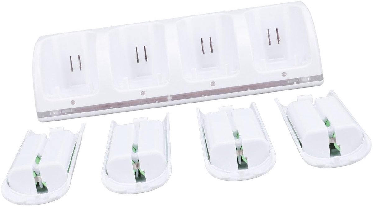 Dailygoods - Dailygoody - Oplader voor Afstandsbediening - 4-in-1 Oplaadstation - Laad 4 Batterijen Tegelijkertijd - Wit - Oplaadbare Batterijen - Geschikt voor Af...