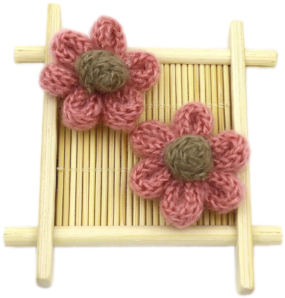 Dailygoods- Bloemenpatches 10 Stuks - Gebreide Bloemen - Geborduurde Applicaties - Kleding/Telefoonhoesaccessoires - Polyester - Afmetingen 4 x 4 cm