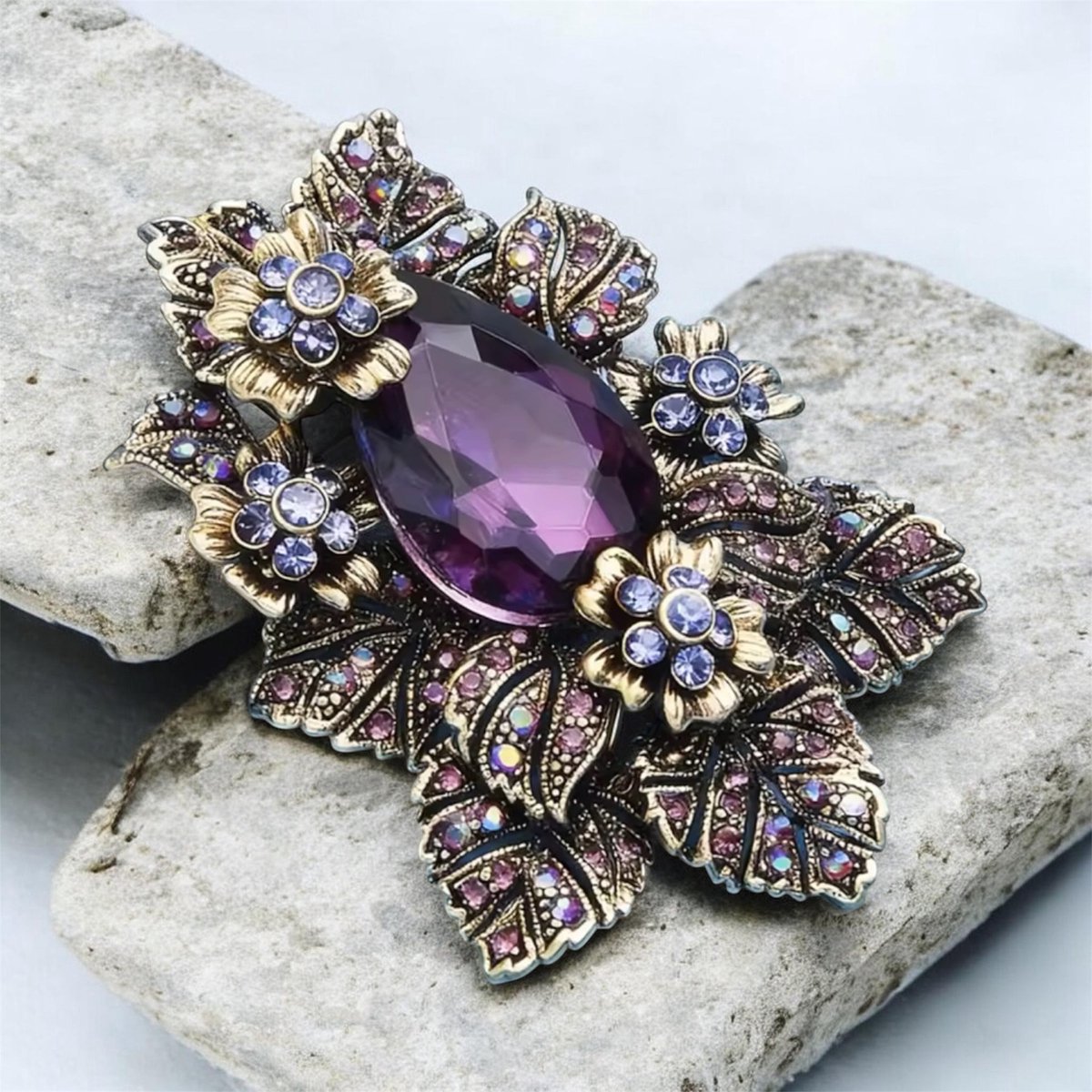 Broche Retro Strass Luxe Bloemen Paars ( Goudkleurig ) 6.8 x 5.1 cm