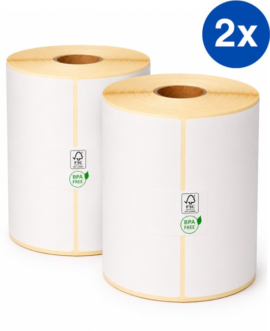 Twee rollen met witte, BPA-vrije verzendlabels. Elke rol heeft een gele scheidingslijn en een groen FSC-logo.