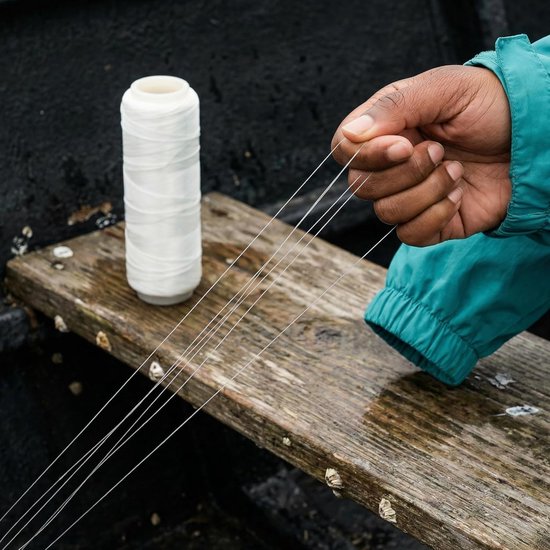 Set van 2 transparante elastische vislijnen, onzichtbaar aasdraad 0,2 mm (~0,008 inch), 250 meter per spoel, transparante reklijn voor het optuigen en vastbinden van aas, voor zalm, steur en baars. — afbeelding 4