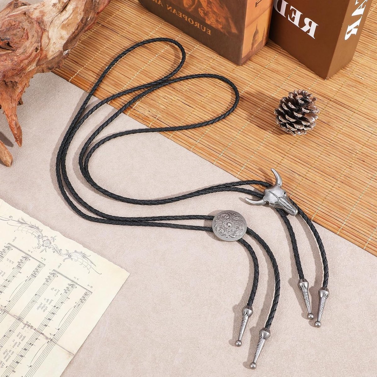 2-delige Bolo Tie voor Mannen 50cm met Zwart Lariat en Rodeo Hanger - Perfect voor Cowboy Kostuums en Western Outfits, Ideaal voor Feestjes en Evenementen