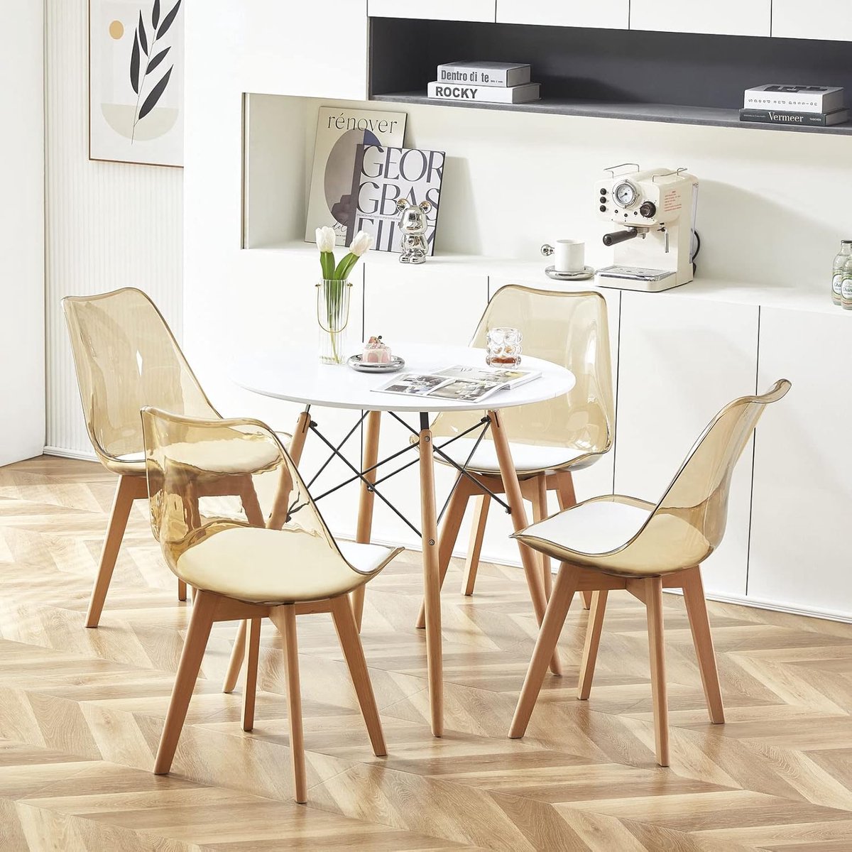 Eetkamerstoelen Set van 4 – 82 cm Hoog Scandinavisch Design met Massief Houten Poten en Gestoffeerde Zitting – Kunststof Kuipstoel Grijs – Urbanhome