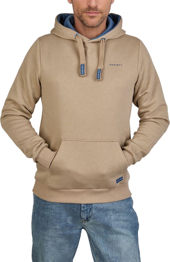 Man met beige hoodie met blauwe capuchonvoering, trekkoord en DENIMFY logo.