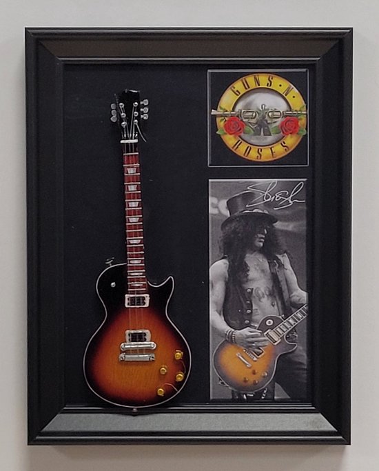 Slash Guns N Roses Miniatuur Gitaar met lijst wanddecoratie 20x15 cm-Miniature- Guitar-Mini -Guitar- Collectables-decoratie -gitaar-Gift--Kado- miniatuur- instrument-Cadeau-verjaardag