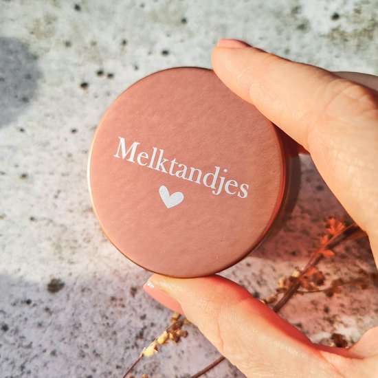 Melktandendoosje - Roestbruin - Metalen tandendoosje - Bewaarblikje tandjes van Simply for kids — afbeelding 2