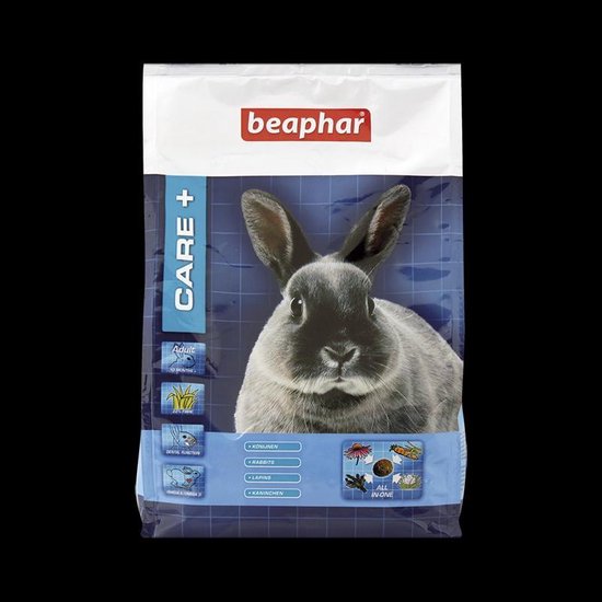 Zak voer met een close-up van een grijs konijn op een blauwe achtergrond.