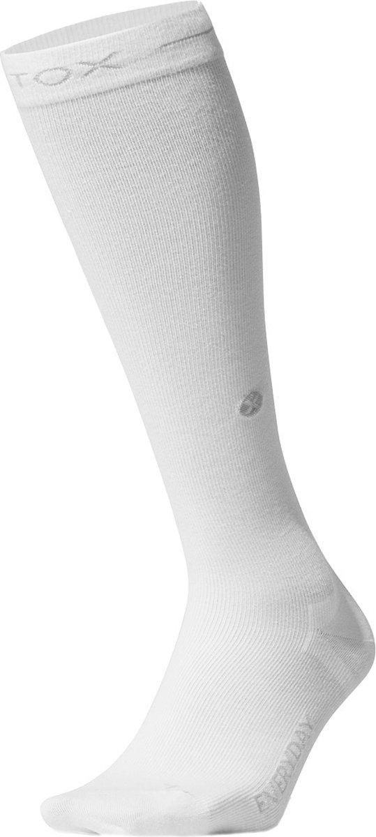 STOX Energy Socks Cotton Everyday Sokken Dames - Compressiekousen - Wit / Grijs - Katoen Compressie Sokken - Naadloos - Steunkousen - Maat: 38-40